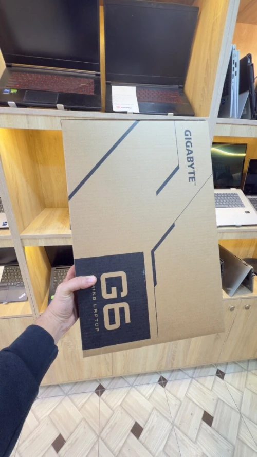 GIGABYTE  G6 Gaming 165Hz WUXGA NVIDIA RTX 4060 Intel i7-13620H 1TB SSD with 16GB DDR5 RAM