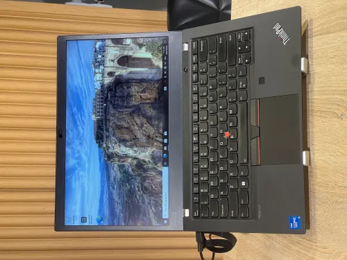 Lenovo Thinkpad T14 I5 11TH Génération 16Go/256Go SSD 14" Tactile Nvidia Mx 450 2Gb