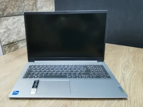 LAPTOP LENOVO IDEAPAD 1I I5 1235U RAM 8G 512 SSD