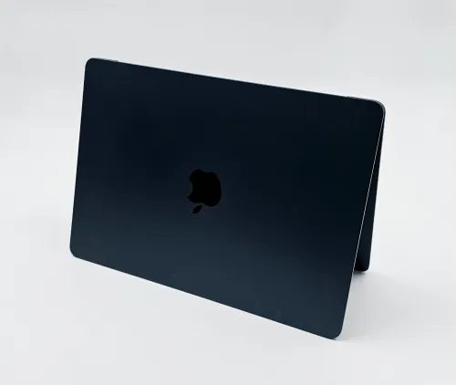 LAPTOP MACBOOK AIR 2024 13.6" M3 2024 RAM 8G DDR5 256 SSD NVME