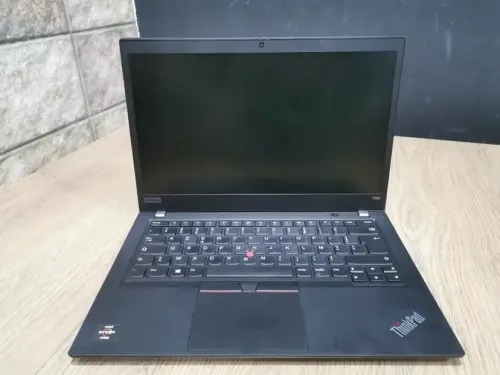 LAPTOP LENOVO THINKPAD T495 RYZEN 5 3300 PRO RAM 16G 256 SSD