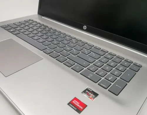 LAPTOP HP RYZEN 3 7320U RAM 8G DDR5 256 SSD NVME
