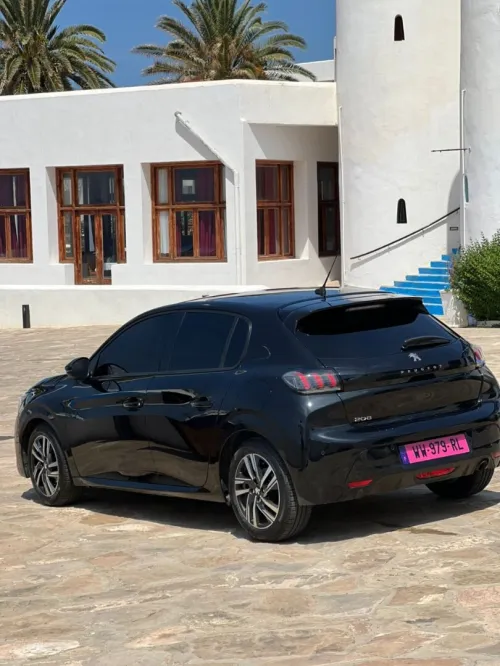 Peugeot 208 2022 Allure