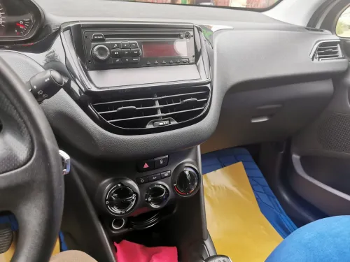 Peugeot 208 2015 Active