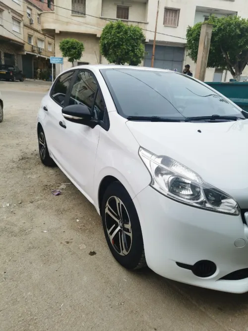 Peugeot 208 2015 Active