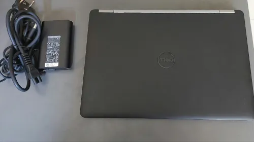Dell latitude e7470 i5 6eme 8/256gb ssd nvme Full HD
