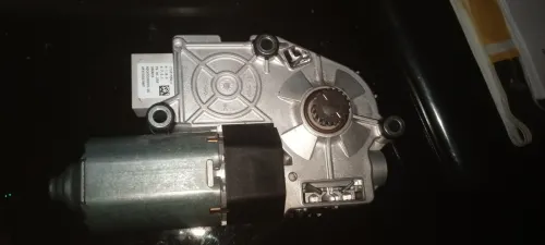 Moteur toit ouvrant Golf 7/A3 D'origine avec les fuseau de toit kaml