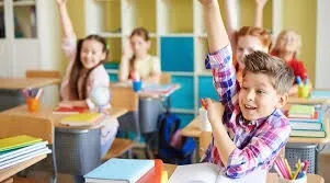 لاطفال تعلم اللغات والورشات التعليمية Summer Camp