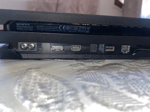 PS4 PRO