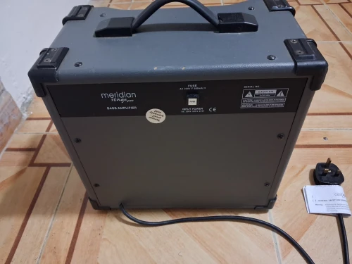 Amplificateur de Basse/guitare