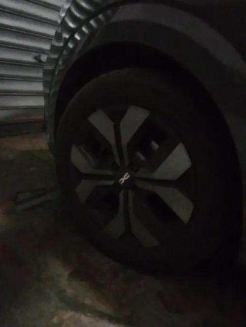 Dacia Logan 2025 Habta m frnaca mazal Andi matricule w double dossier Lmjmoula kamel