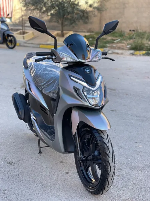 Sym sr Sr 