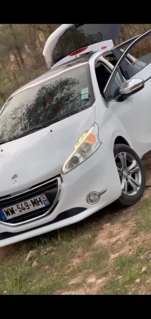 Peugeot 208 2015 Allure