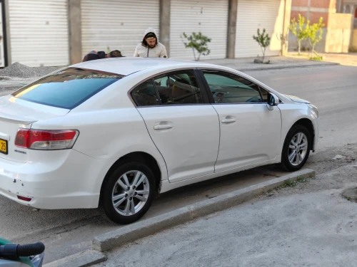 Toyota Avensis 2011 Premium