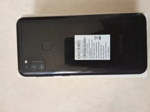 samsung galaxy m21