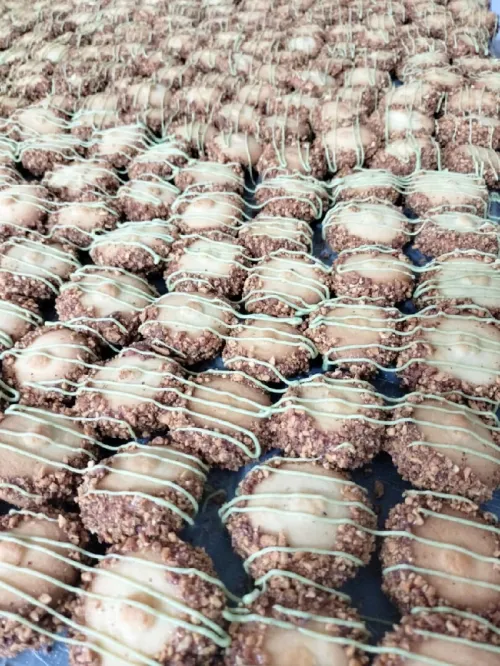 Petit four بتي فور