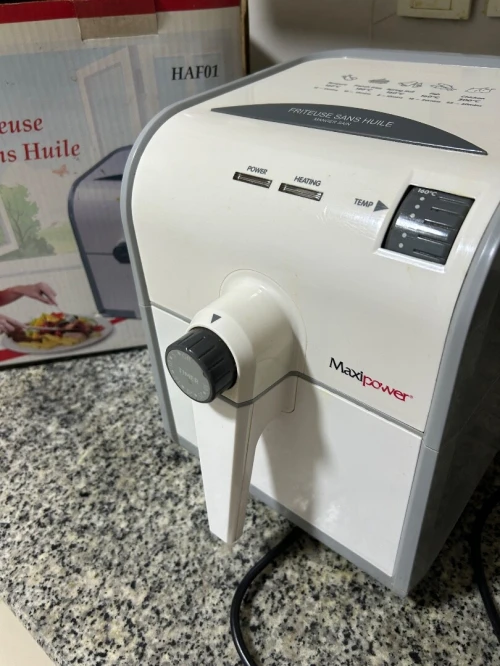 Friteuse sans huile air fryer
