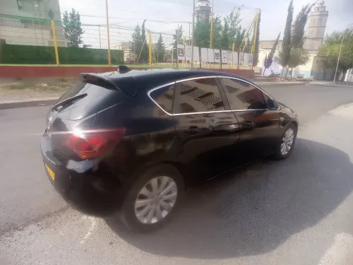 Opel Astra 2011 Astra