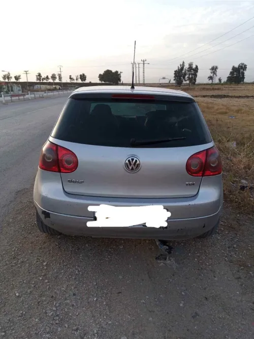 Volkswagen Golf 5 2009 TDI moteur 1.9 plombier