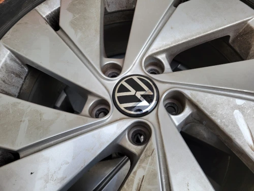 Jantes avec pneus Volkswagen Golf 8