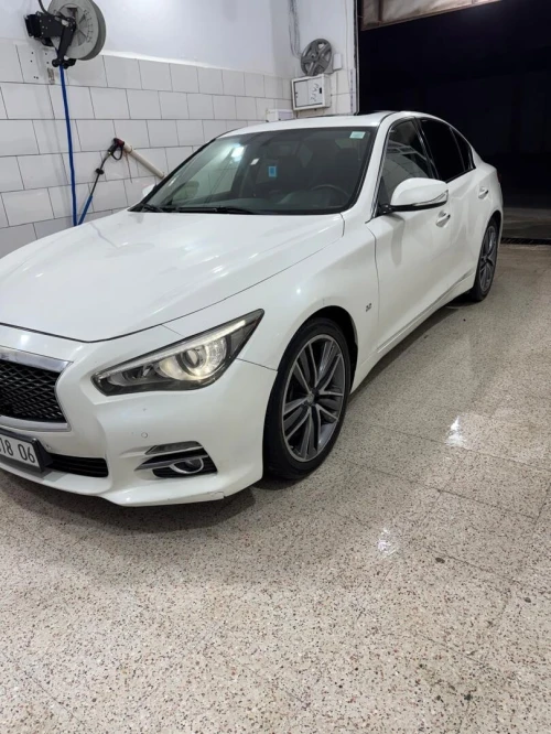 Infiniti Q50 2018 10/10