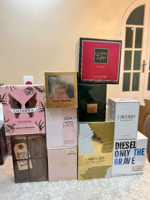 Lot de parfums originaux