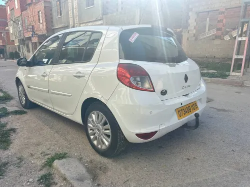 Renault Clio 3 2012 Night and Day