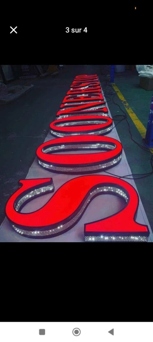 Enseigne lumineuse lettre lumineuse 