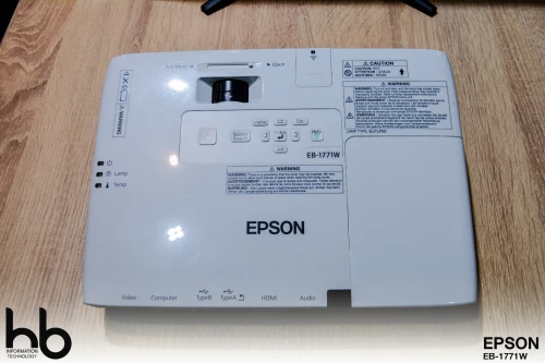 Data Show Epson EB-1771W -Used 900h