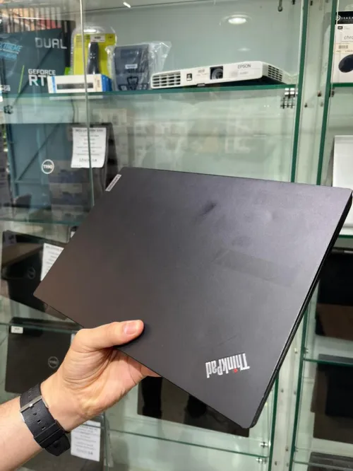 Pc Portable Lenovo E14 I7 11em/8GO/256 ssd/14'' d'occasion