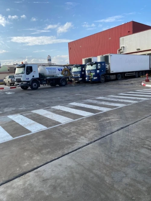 Camion, vidange débouchage, nettoyage