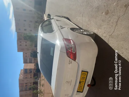 Peugeot 301 2016 Allure
