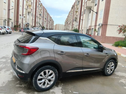 Renault Captur 2023 