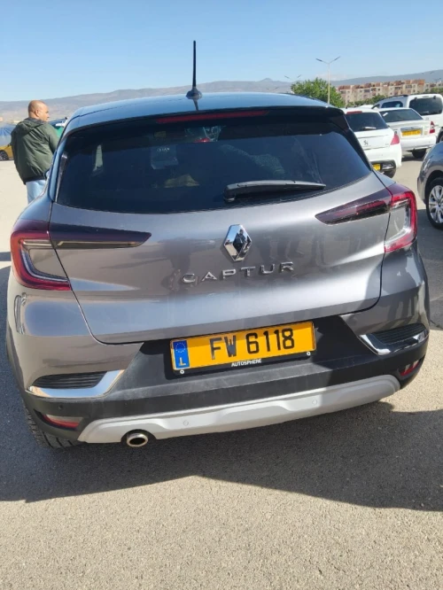Renault Captur 2023 