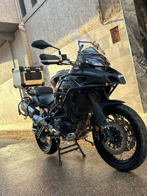 Benelli Trk 502x 