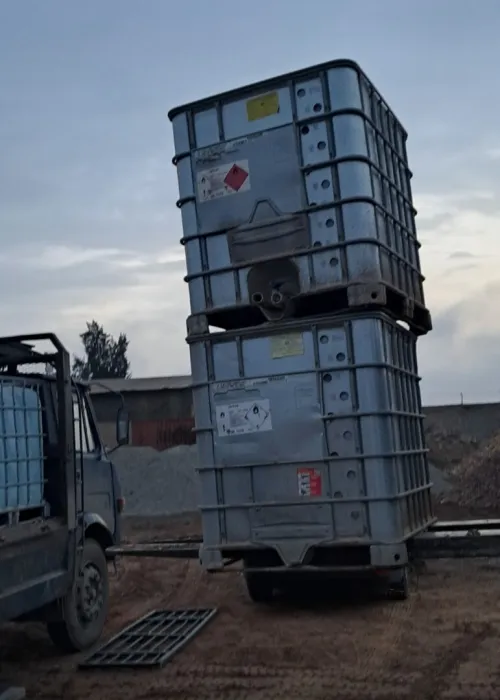 Citerne IBC 1000L standard et tôlé