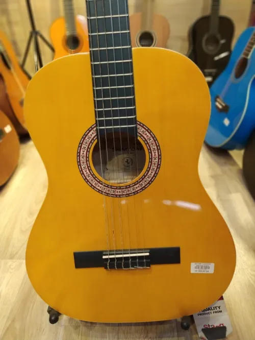 GUITARE CLASSIQUE SEMTONI