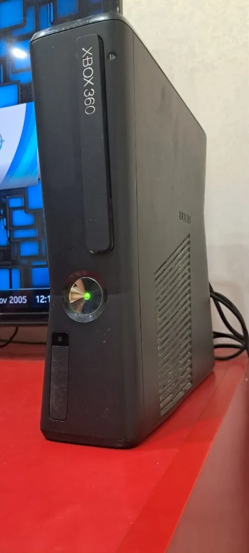 Xbox 360 + kinect + (+25 games)