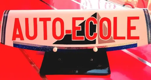 Panneau de toit auto-école