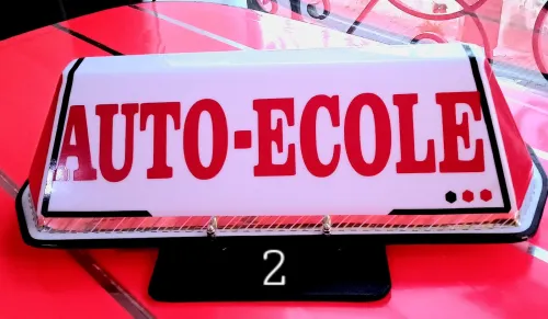 Panneau de toit auto-école