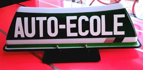 Panneau de toit auto-école