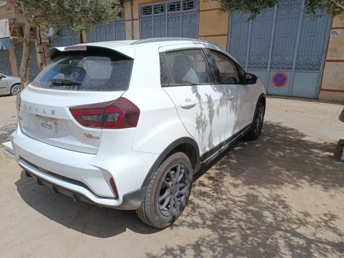 Geely GX3 PRO  2025 Livan