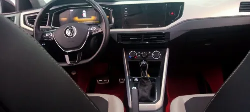 Volkswagen Polo 2023 Carat Exclusive