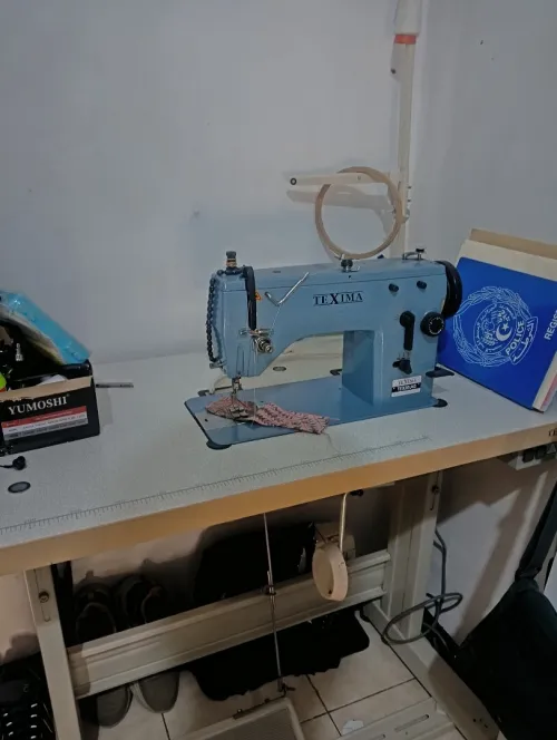 Machine a coudre texima