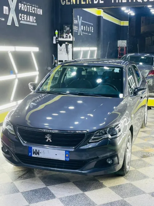 Peugeot 301 2022 Allure