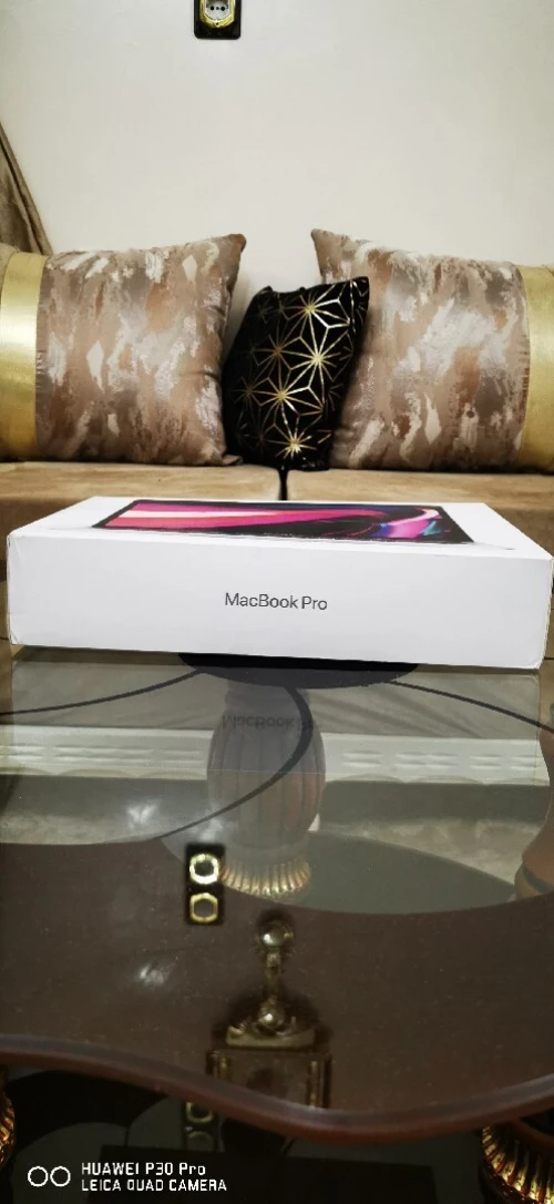 MACBOOK PRO M2 8G /512G JADID JAMIE UTILISÉ CYCLE :03