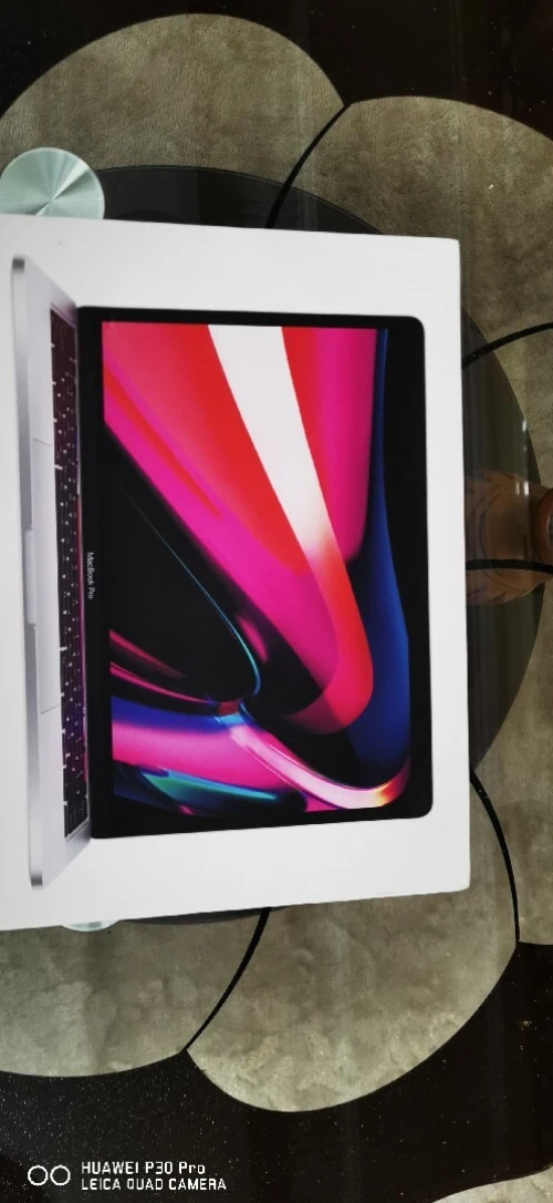 MACBOOK PRO M2 8G /512G JADID JAMIE UTILISÉ CYCLE :03