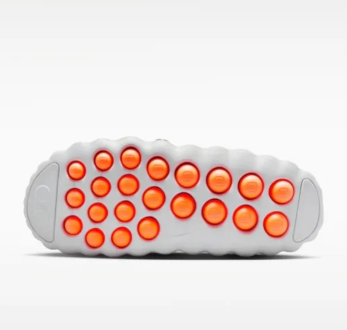 Nike mind 47 et demi = 46