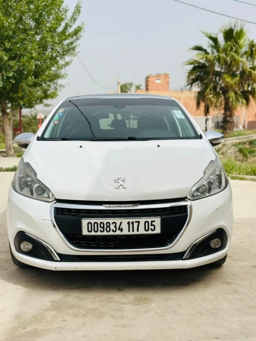 Peugeot 208 2017 Allure Facelift