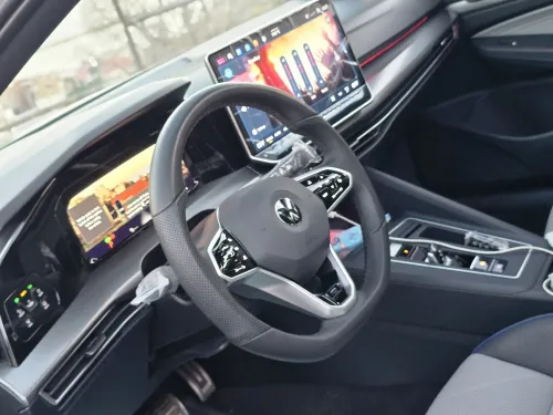 Volkswagen Golf 2025 8.5